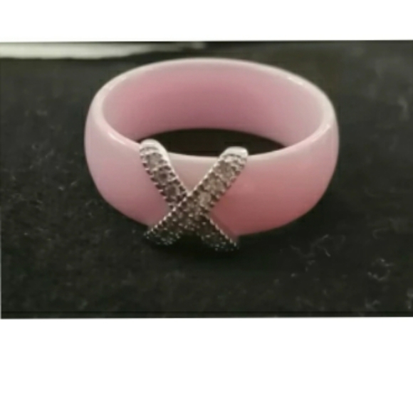 🥰Host Pic💖New Ceramic Ring with Bling - Picture 3 of 5